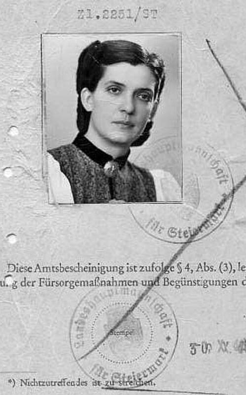ausweis-mathilde-auferbauer.jpg
