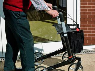 Rollator-moritz320-Pixabay.jpg