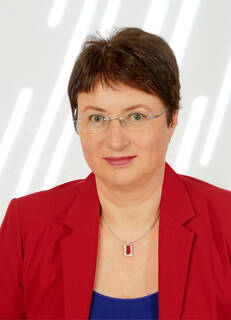 Pacher-Renate-rote-edi.jpg